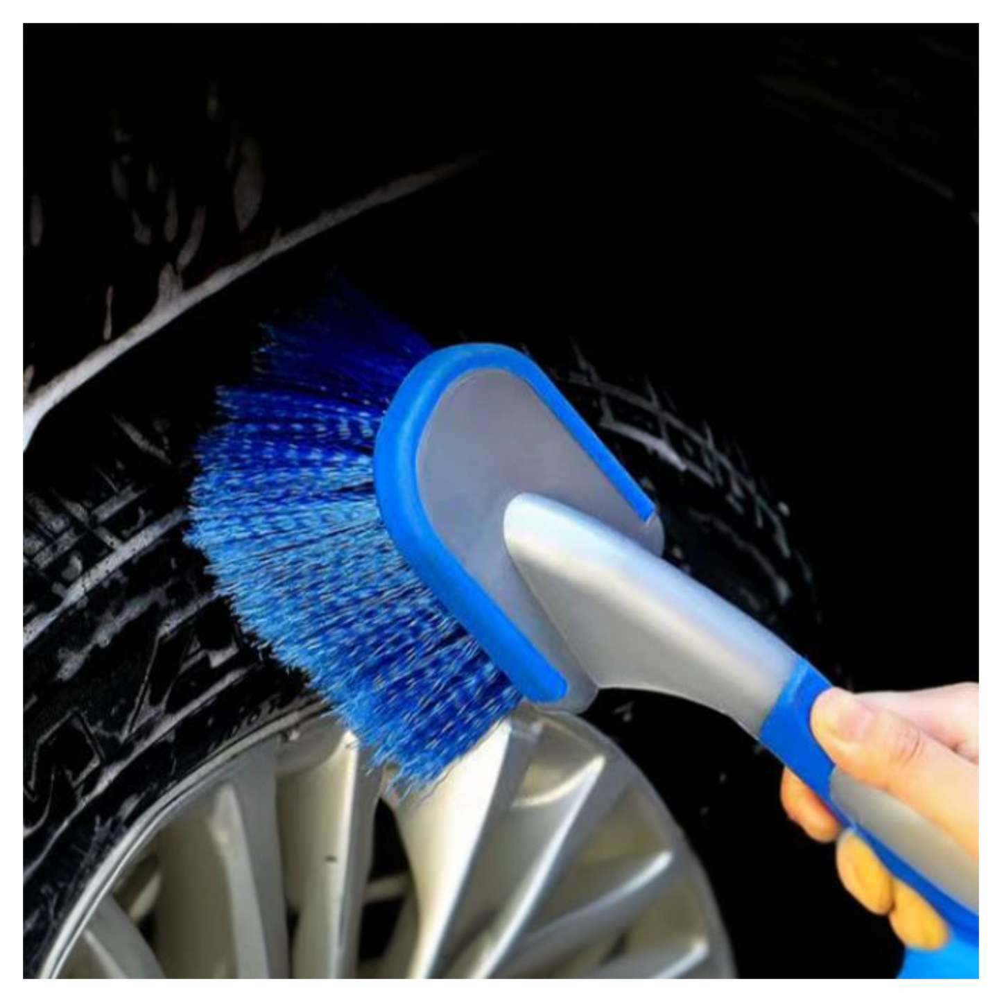 Fender Well Cleaning Brush – Short Handle for Tight Spaces