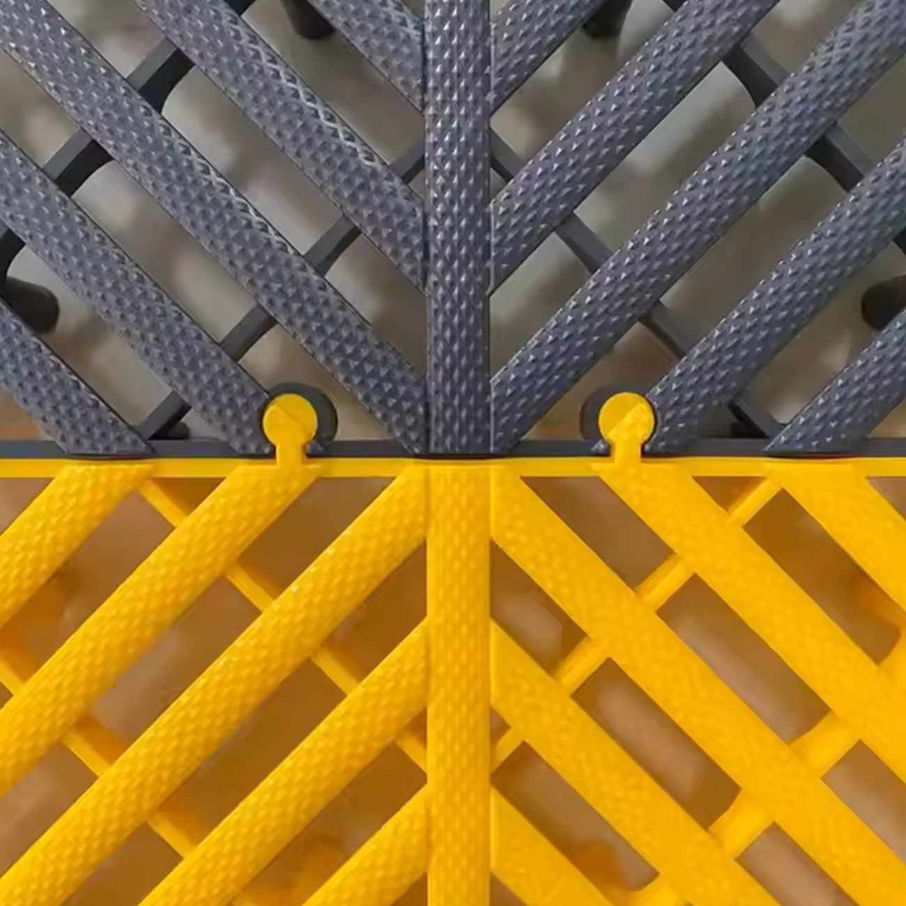 Detailing Studio Tiles – 40×40 cm | 32mm Thick | Heavy-Duty Flooring