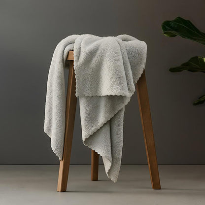 Strongdry Microfiber Towel Ultra Plush 300GSM (70x35cm)