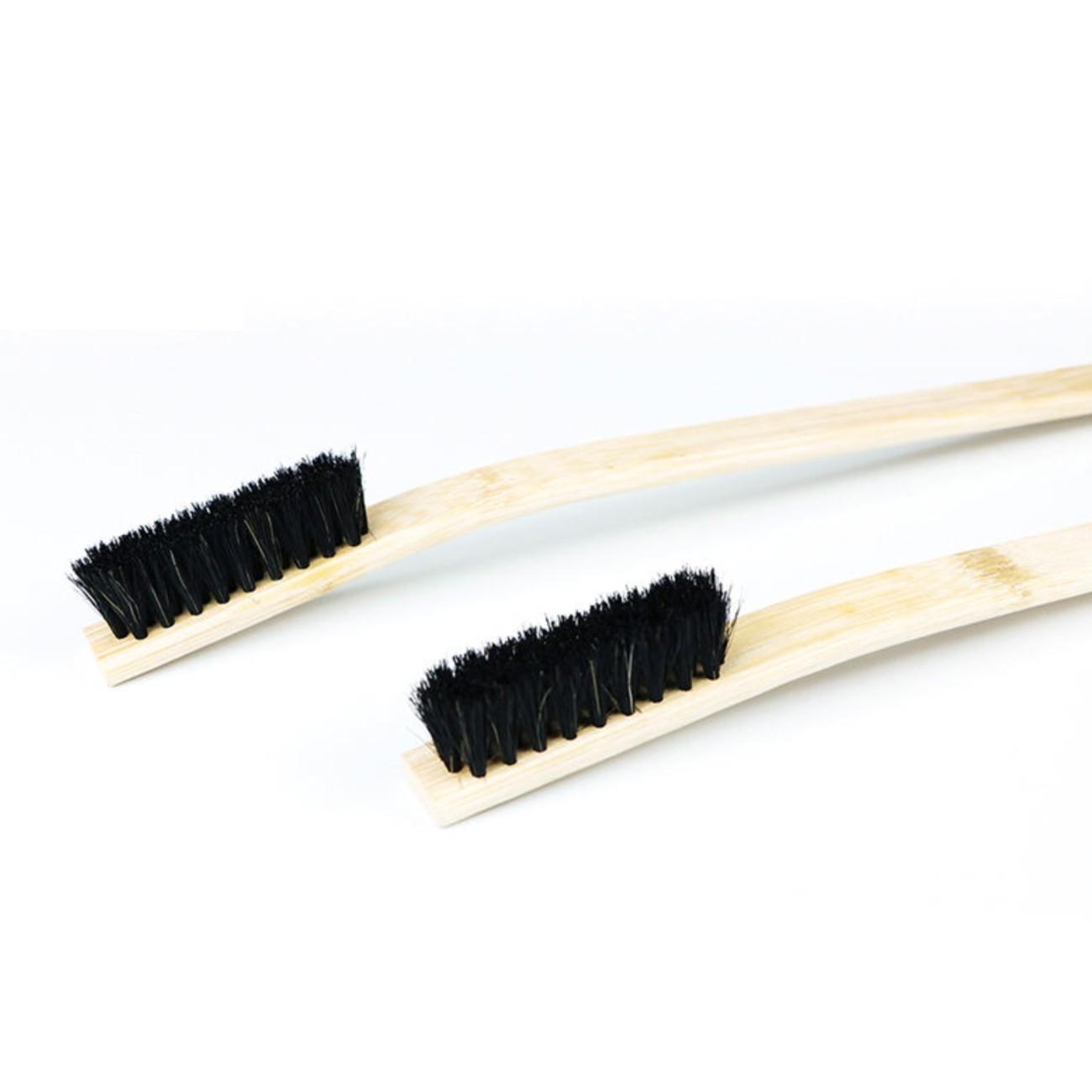 Long Wood Handle Brush Ideal for Engine Cleaning & Detailing